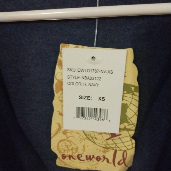 One World Navy Criss Cross V Neck Minimalist Style 3/4 Sleeved Soft NWT Top XS - Picture 8 of 10